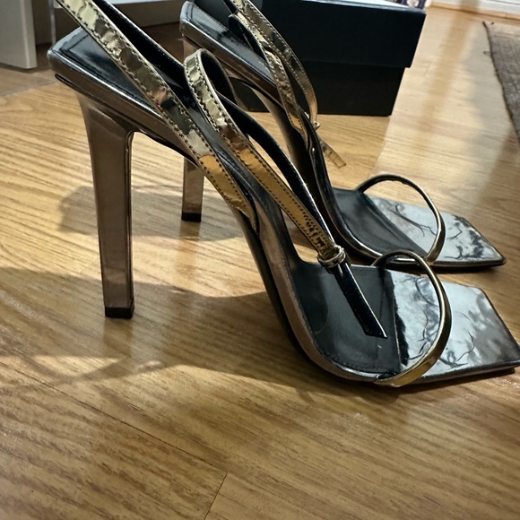 Saint Laurent Heels - Picture 2 of 5